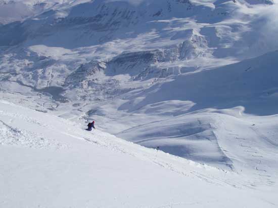 Ampliar foto Un esquiador, en Leitariegos
